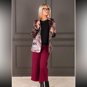 Pol Spotlight Velvet Paisley Print Multi Long Sleeve Blazer 
size Large